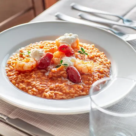 La Pergola لينانو سابيادورو