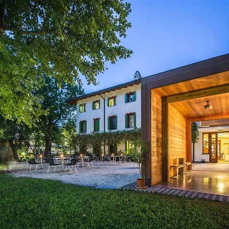 Hotel La Pergola 3*