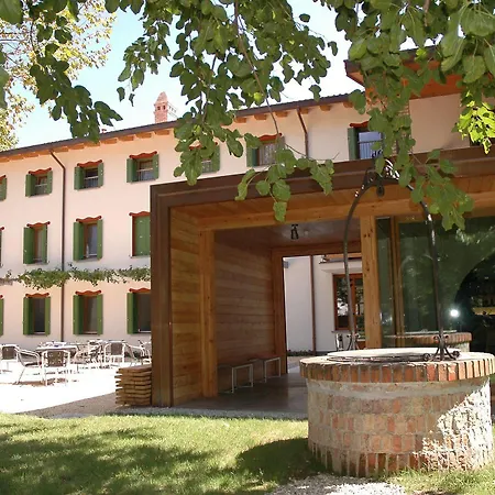 Hotel La Pergola 3*
