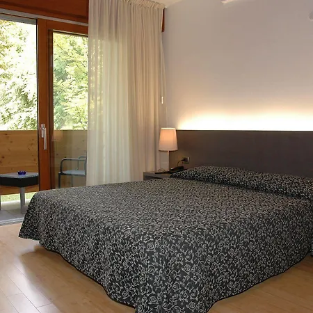 מלון La Pergola 3*