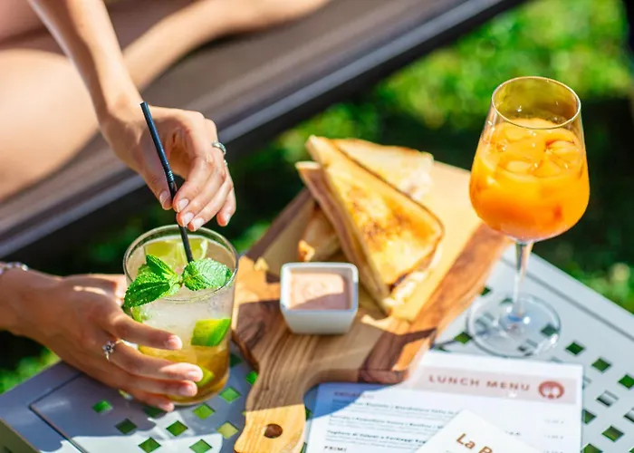 Hotel La Pergola Hotel 3*